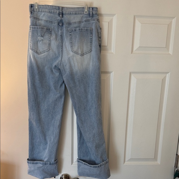 Distressed Light Blue Women's Jeans - Picture 3 of 4